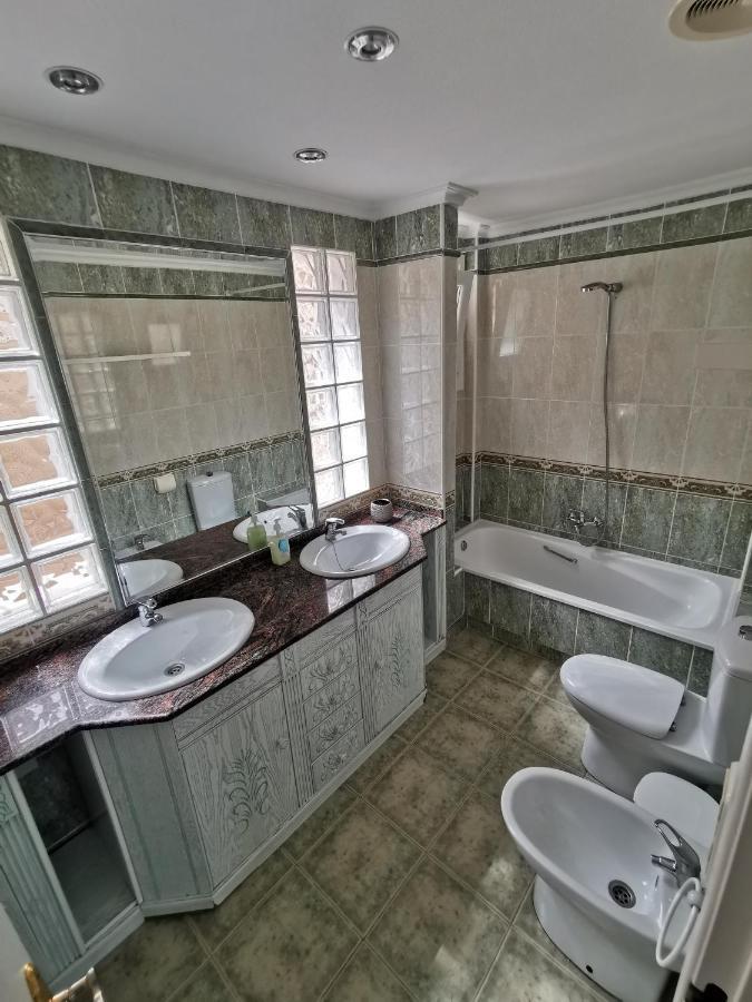 Spacious Villa With Private Pool And Beach Views El Moncayo Экстерьер фото