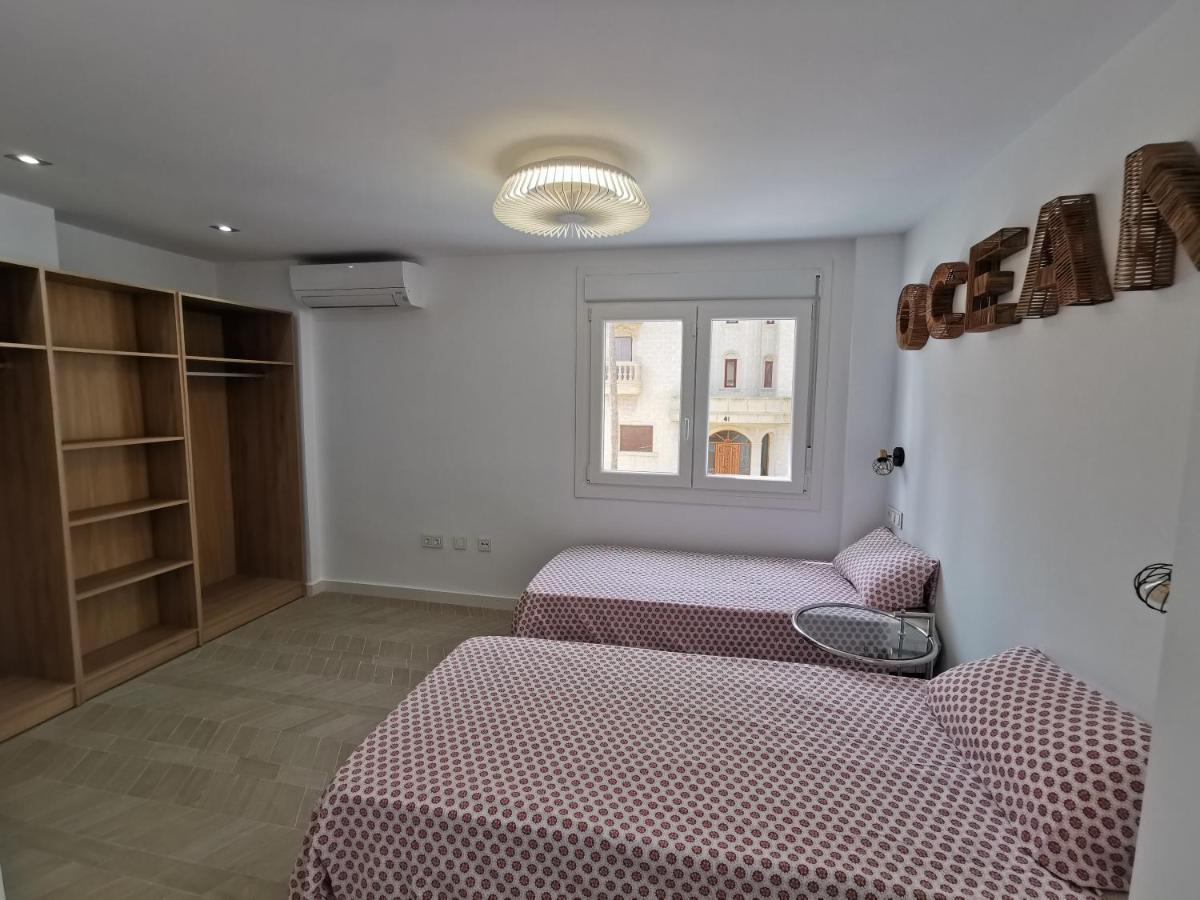 Spacious Villa With Private Pool And Beach Views El Moncayo Экстерьер фото
