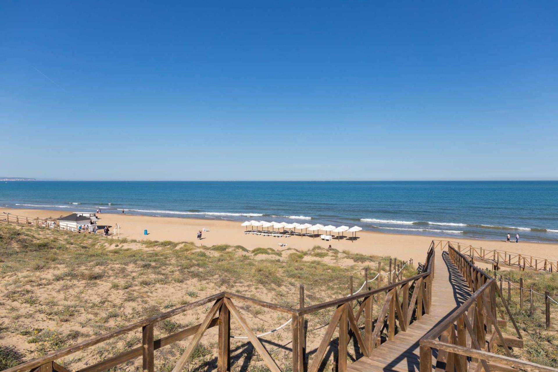 Spacious Villa With Private Pool And Beach Views El Moncayo Экстерьер фото